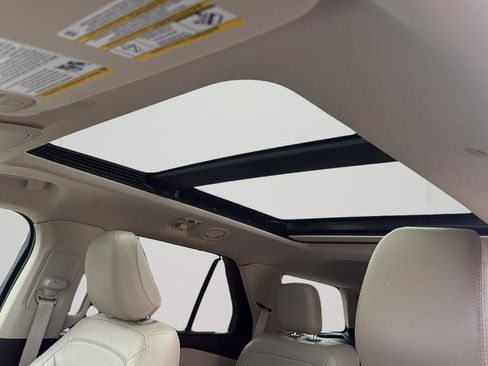 Certified 2022 Ford Explorer Limited image 31