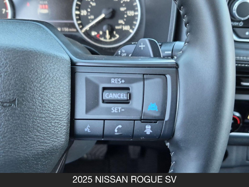 Certified 2025 Nissan Rogue SV AWD/4WD image 18