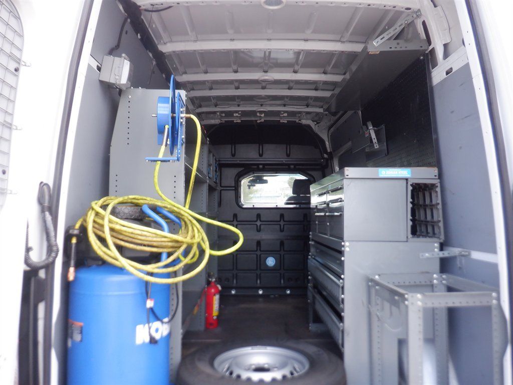 Used 2021 Freightliner Sprinter 2500 RWD image 5