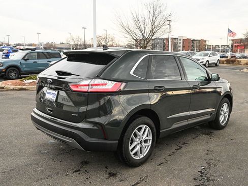 Certified 2024 Ford Edge SEL w/ Convenience Package image 5