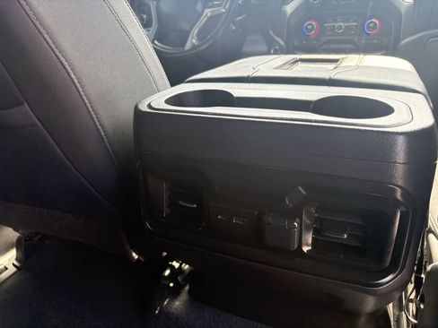 Used 2022 Chevrolet Silverado 1500 LT Trail Boss image 20