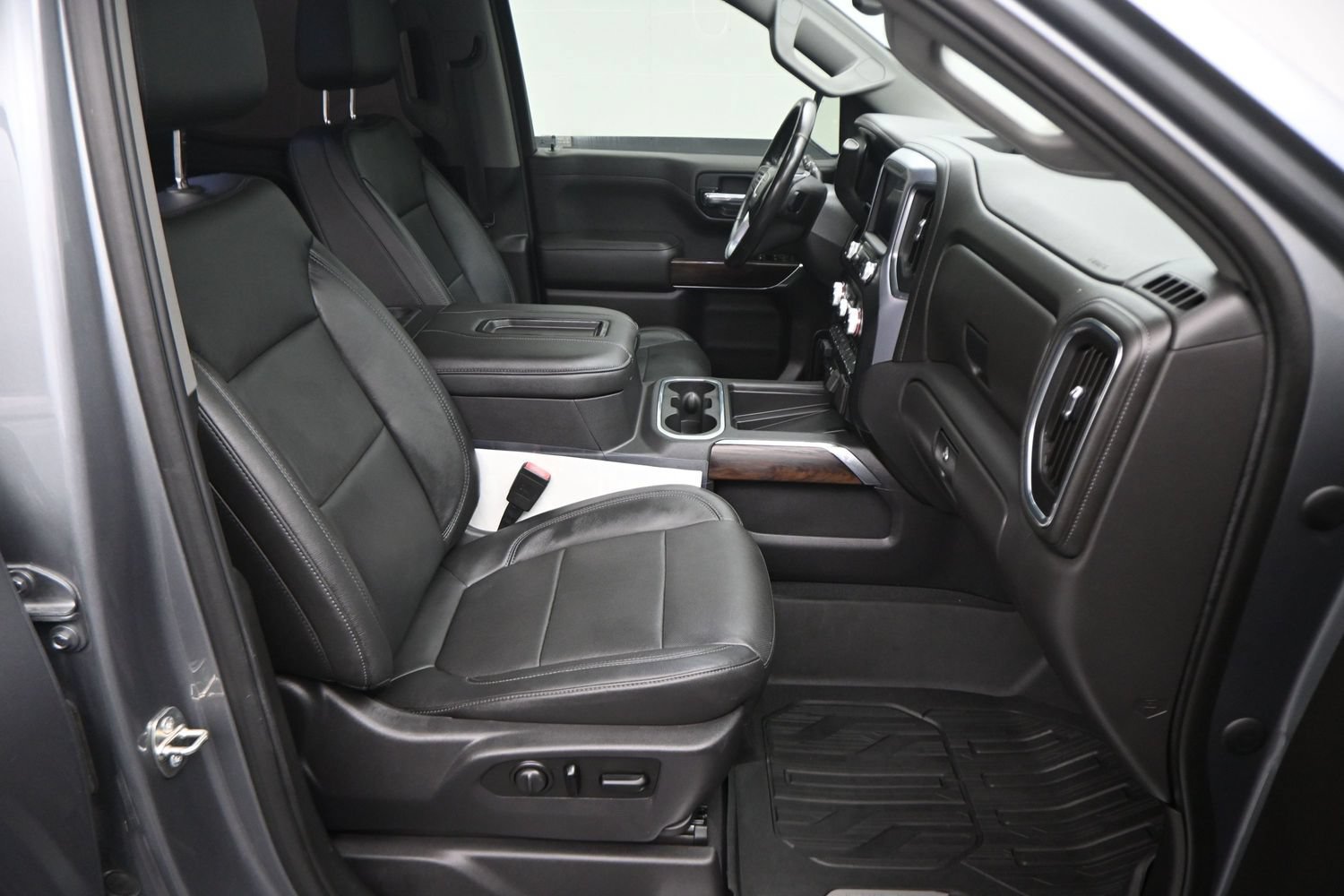 Used 2019 GMC Sierra 1500 SLT RWD image 22