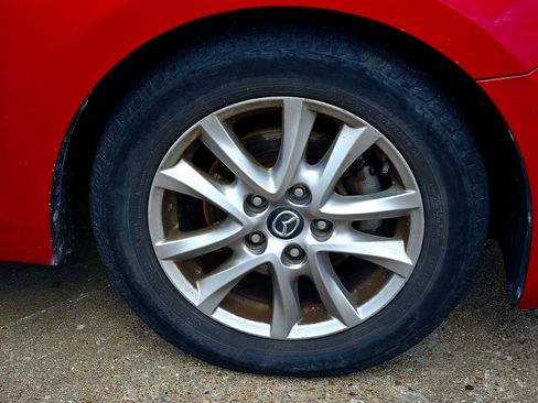 Used 2016 MAZDA MAZDA3 i Sport w/ Preferred Equipment Package image 7