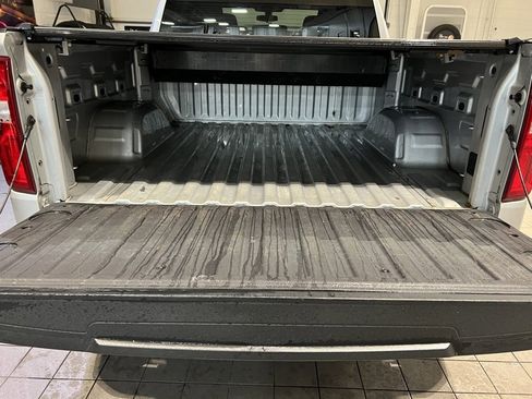 Used 2019 Chevrolet Silverado 1500 Custom Trail Boss w/ Custom Convenience Package image 8