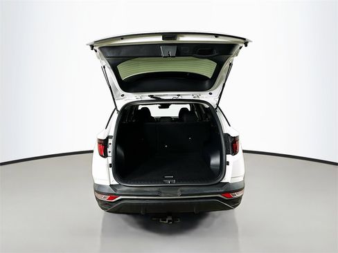 Used 2024 Hyundai Tucson SE image 30