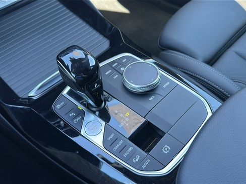 Certified 2024 BMW X3 xDrive30i w/ Premium Package image 34