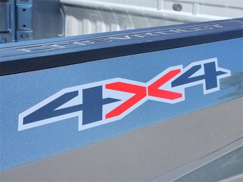 Used 2025 Chevrolet Silverado 1500 LT image 13