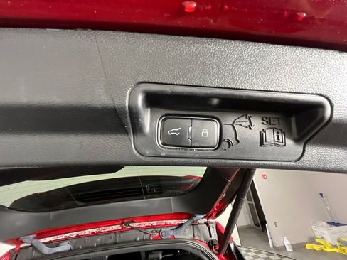Used 2022 Ford Explorer ST w/ Equipment Group 401A AWD/4WD image 11