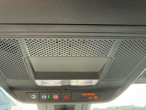 New 2026 Chevrolet Equinox LT w/ Convenience Package II image 15