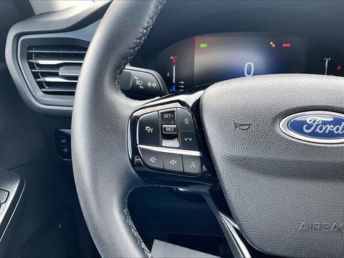 Used 2023 Ford Escape Active w/ Tech Pack #1 AWD/4WD image 19