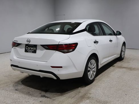 Used 2024 Nissan Sentra S image 2