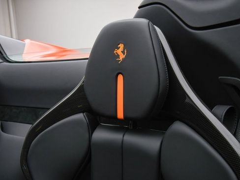 Used 2025 Ferrari SF90 Spider image 58