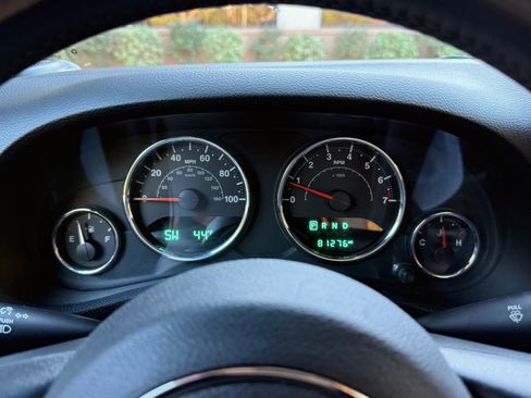 Used 2018 Jeep Wrangler Sport image 26