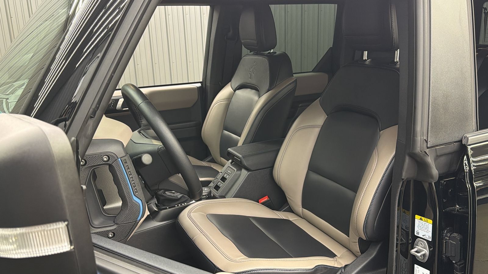 Used 2024 Ford Bronco Wildtrak AWD/4WD image 32