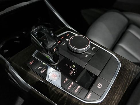 Used 2019 BMW 330i Sedan w/ Convenience Package image 26