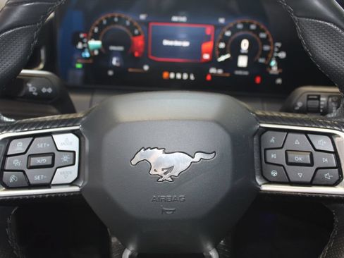 Used 2025 Ford Mustang Premium RWD image 10