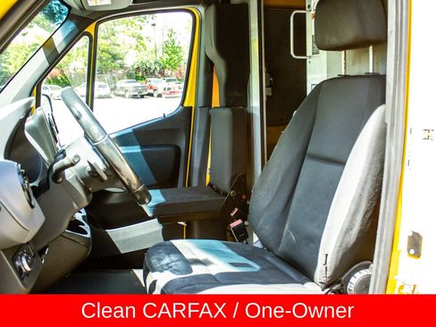 Used 2021 Mercedes-Benz Sprinter 2500 image 11