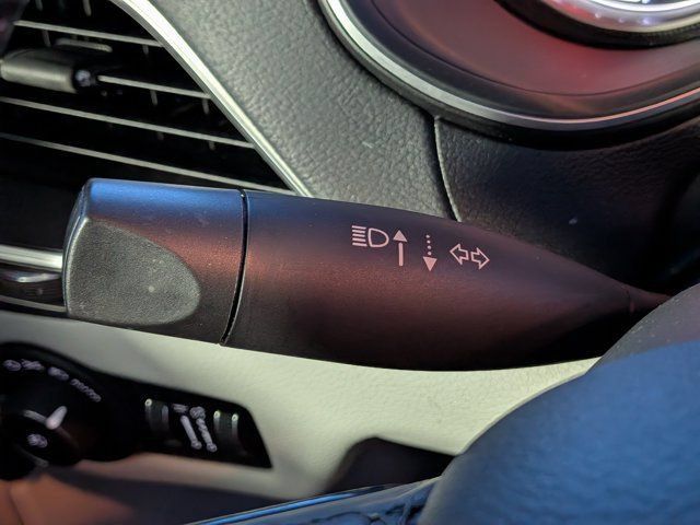 Used 2021 Jeep Cherokee Latitude Plus w/ Sun & Sound Group FWD image 25