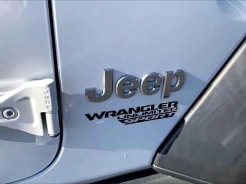 Used 2019 Jeep Wrangler Unlimited Sport S AWD/4WD image 31
