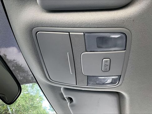Used 2020 Kia Soul LX FWD image 31