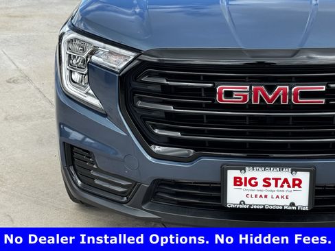 Used 2024 GMC Terrain SLE w/ Driver Convenience Package FWD image 6