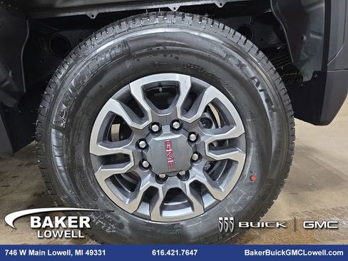 New 2026 GMC Sierra 2500 SLE image 31