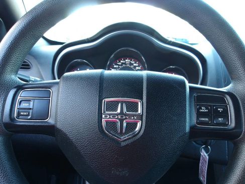 Used 2013 Dodge Avenger SE FWD image 14
