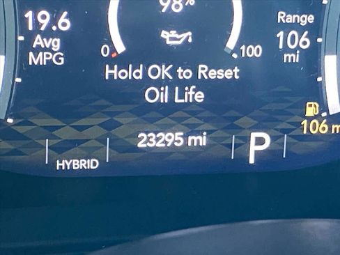 Used 2024 Jeep Wrangler Unlimited image 16