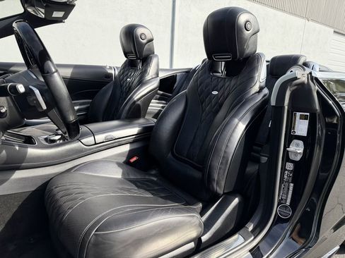 Used 2018 Mercedes-Benz S 560 Cabriolet image 20