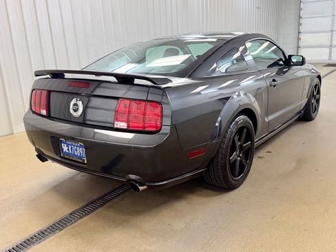 Used 2007 Ford Mustang GT Premium image 5