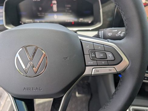 New 2025 Volkswagen Jetta SE image 18