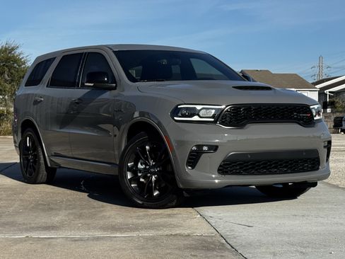 Used 2022 Dodge Durango R/T w/ Blacktop Package image 2