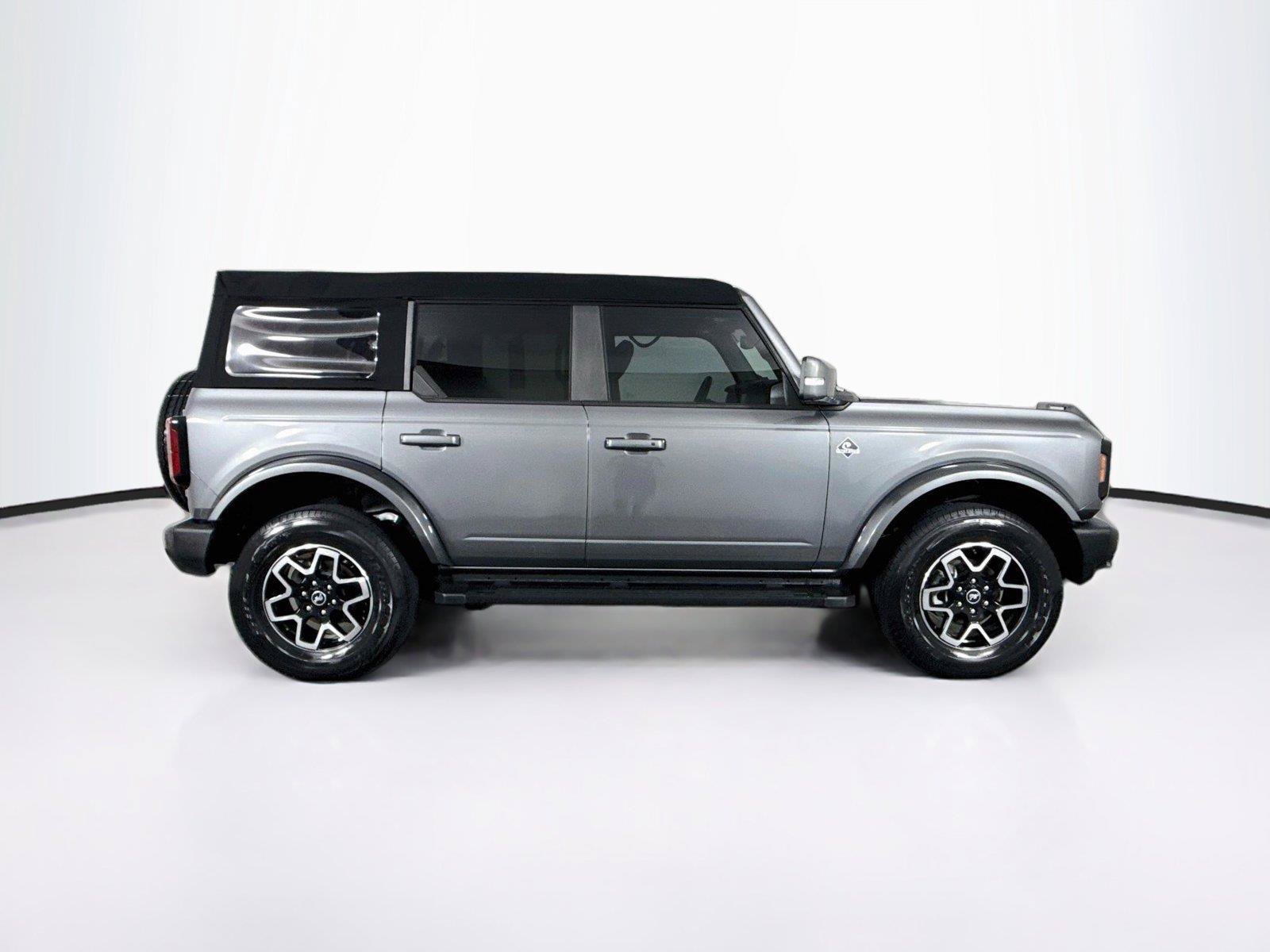 Used 2024 Ford Bronco Outer Banks AWD/4WD image 11