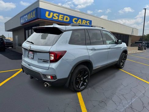 Certified 2024 Honda Passport Black Edition image 5