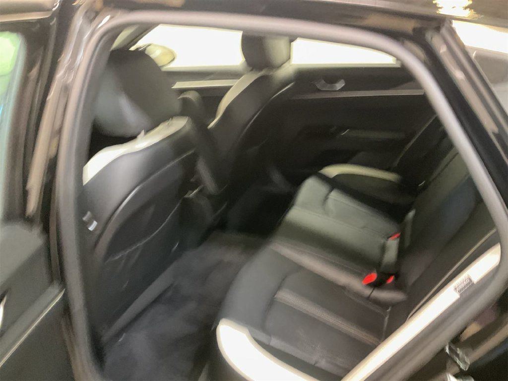 Used 2025 Kia K5 GT-Line AWD/4WD image 7