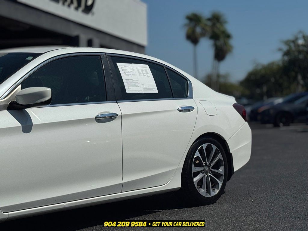 Used 2015 Honda Accord Sport image 3