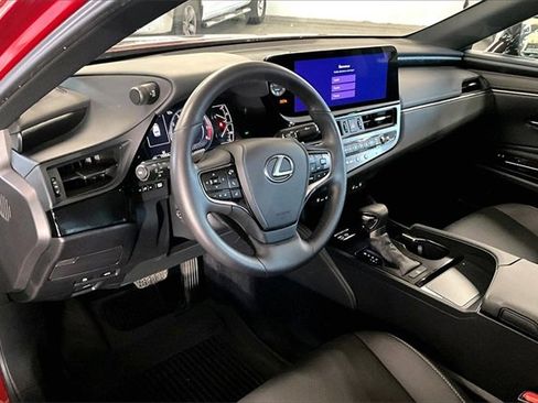 Used 2023 Lexus ES 250 w/ Premium Package image 17