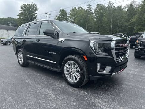Used 2024 GMC Yukon SLT AWD/4WD image 12