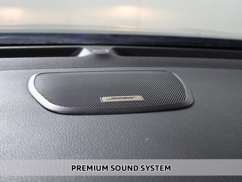 Used 2019 Nissan Rogue SL image 4