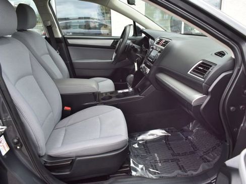 Used 2018 Subaru Outback 2.5i AWD/4WD image 39