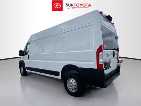 Used 2023 RAM ProMaster 2500 FWD image 6