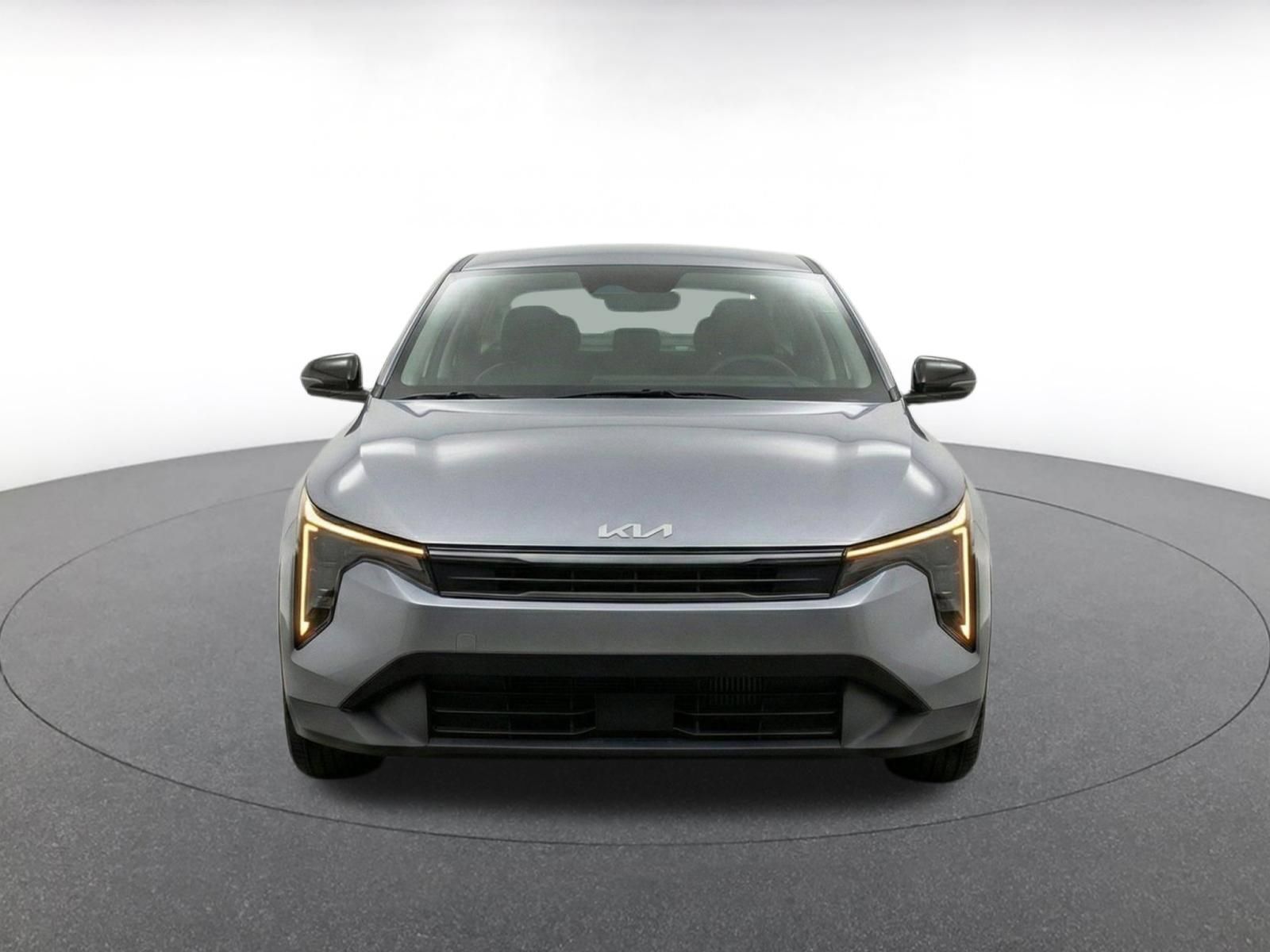 Used 2025 Kia K4 FWD image 2