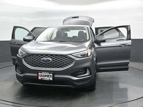 Used 2024 Ford Edge SEL AWD/4WD image 46