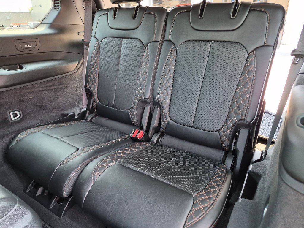 Used 2024 Jeep Grand Cherokee L Summit w/ High Altitude Package AWD/4WD image 26