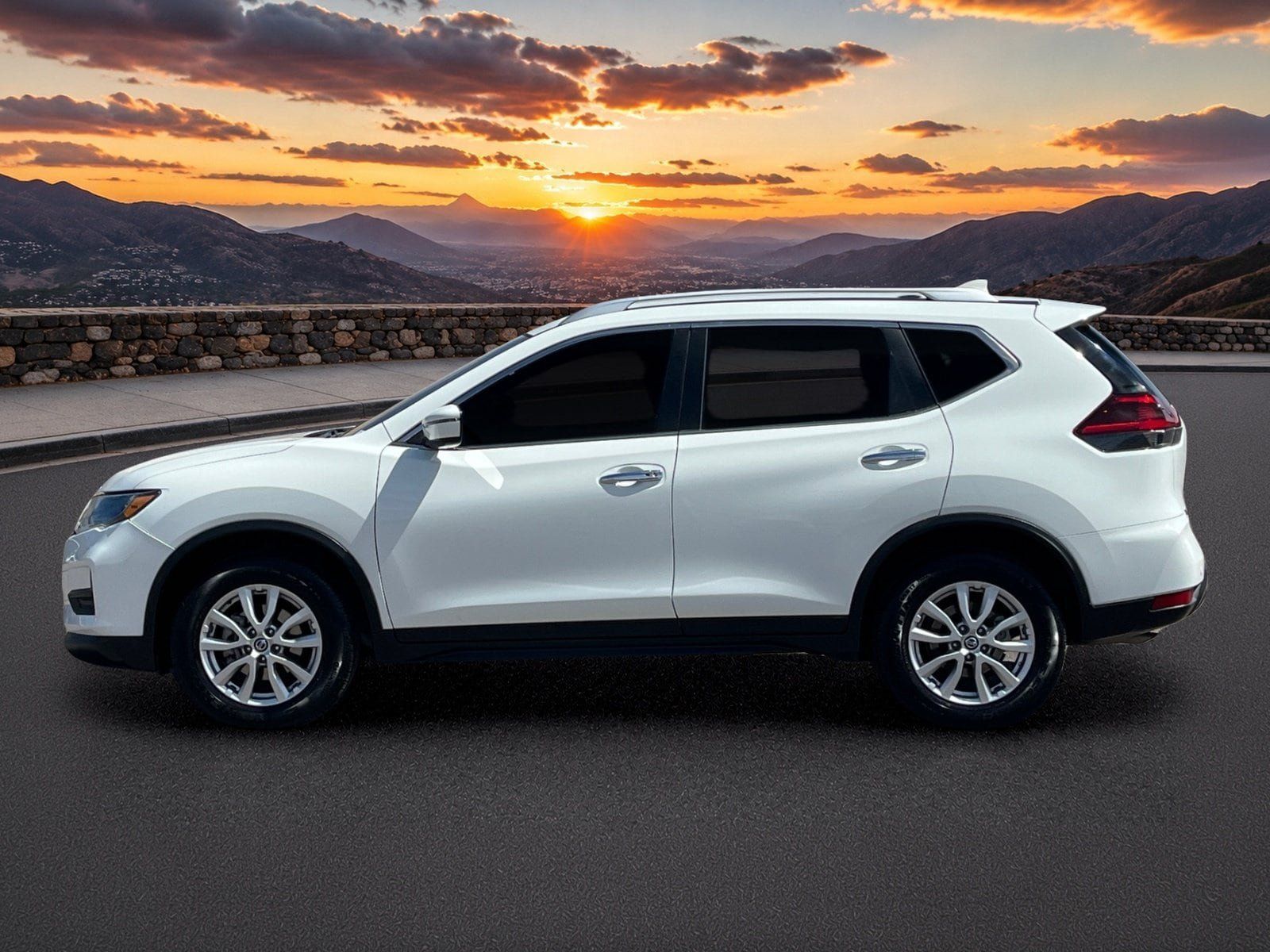 Used 2020 Nissan Rogue SV AWD/4WD image 3