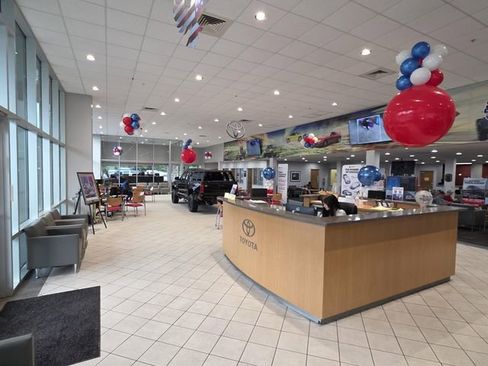 Used 2021 Chrysler Voyager Lxi image 6