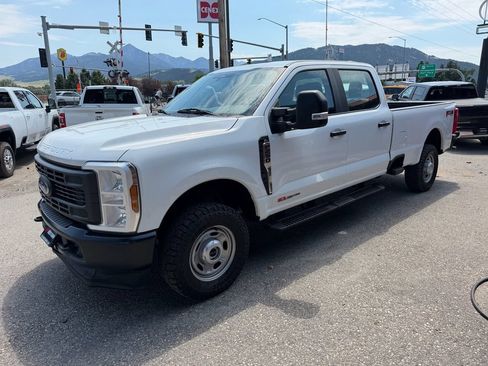 Used 2024 Ford F250 XL AWD/4WD image 5