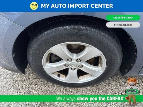 Used 2015 Toyota Sienna LE FWD image 8