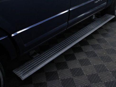 Used 2015 Lincoln Navigator 2WD image 10