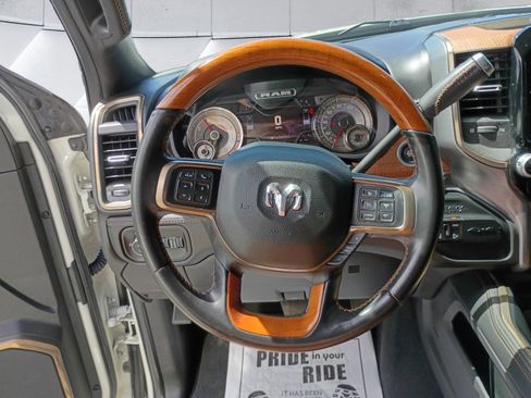 Used 2022 RAM 2500 Limited AWD/4WD image 13